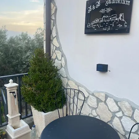 Malvetum Nocleg ze śniadaniem