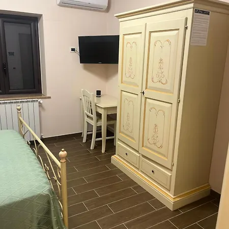 Malvetum Nocleg ze śniadaniem 3*